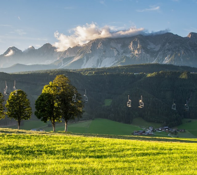 Toller Ausblick von Rohrmoos auf das Dachsteingebirge in der Steiermark