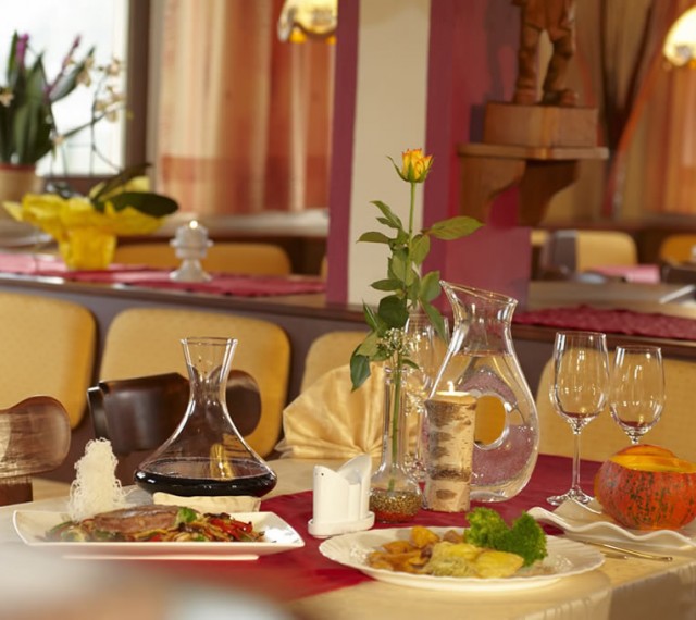 Gedeckter Tisch im Restaurant
